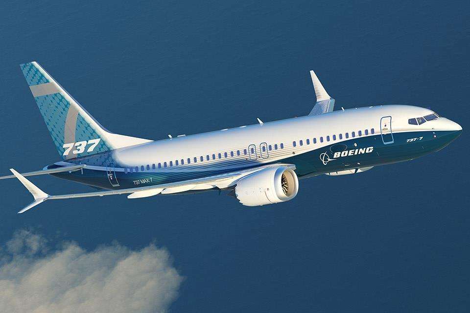 boeing 737 max 7 rendering mid-flight