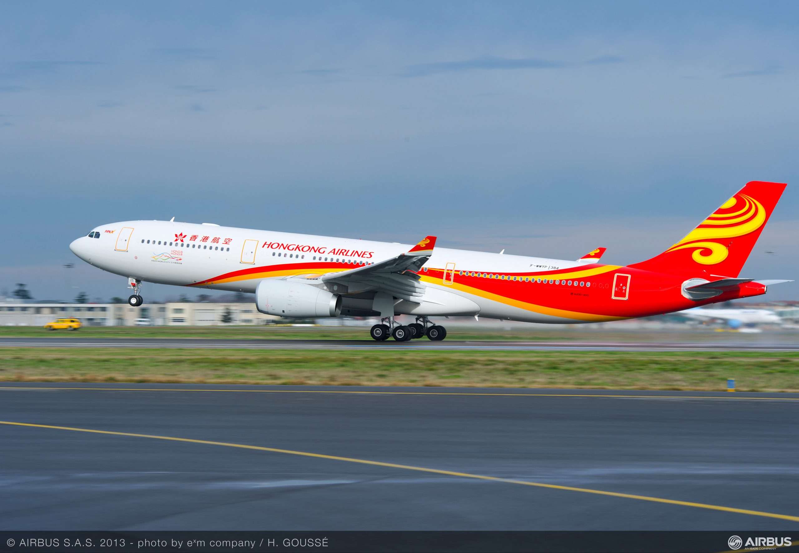 hong kong airlines a330-300