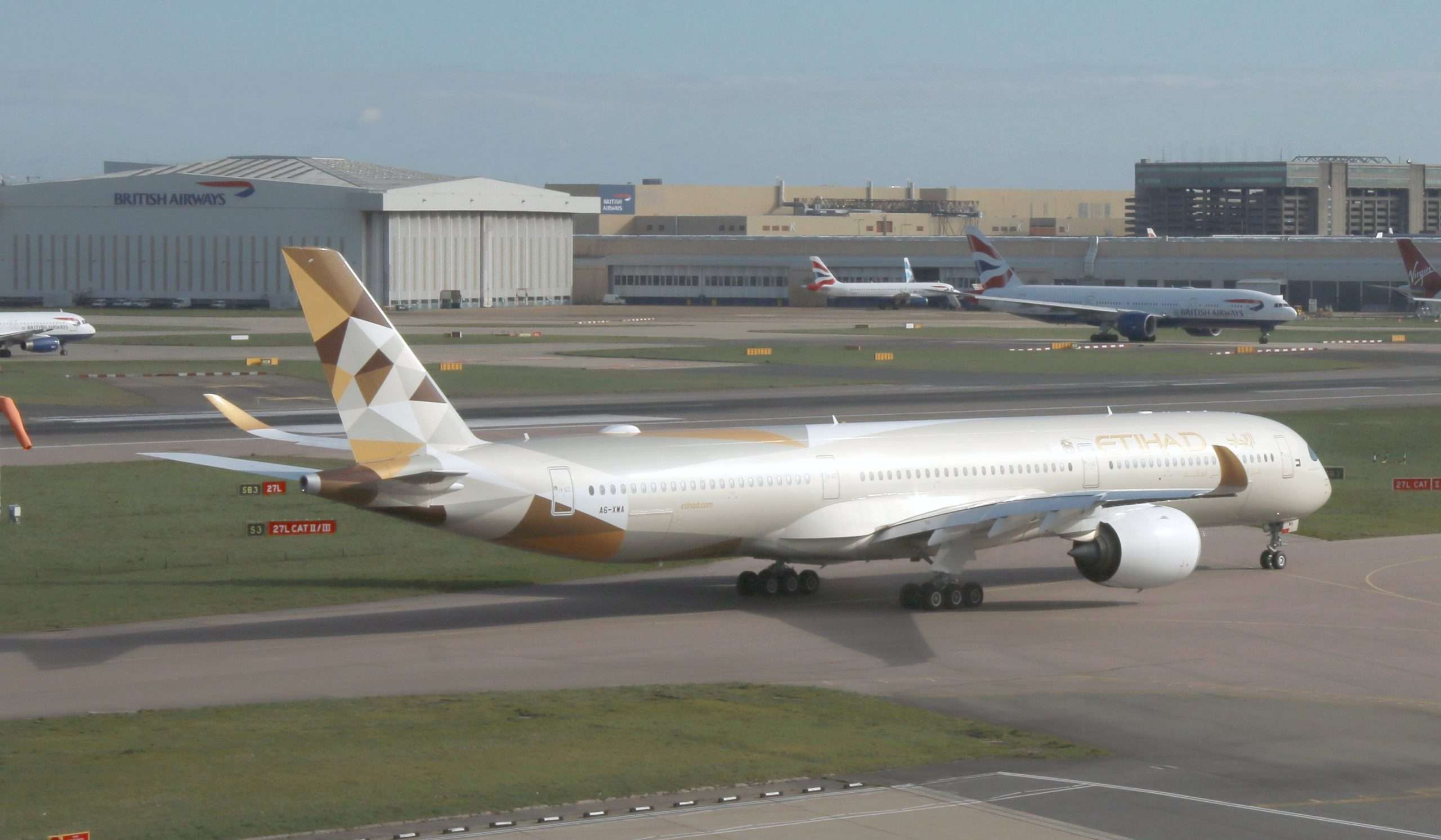 Etihad Airways Airbus A350-1000 at London Heathrow