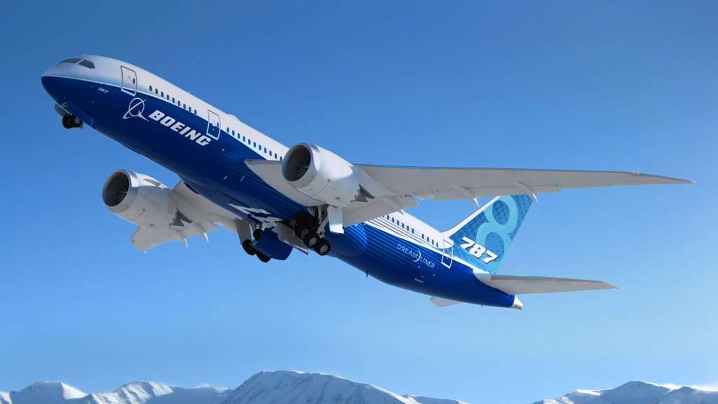 A Boeing 787-8 Dreamliner wearing Boeing's new house colours