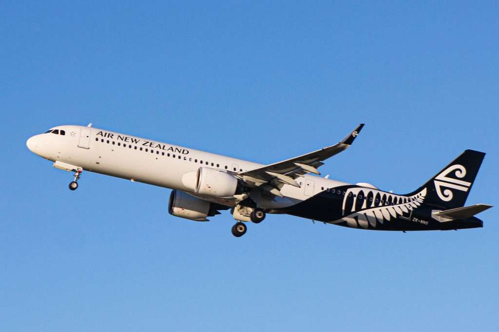 Air New Zealand Airbus A321neo departing out of Auckland Airport