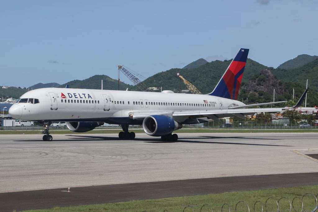 Delta Boeing 757-200