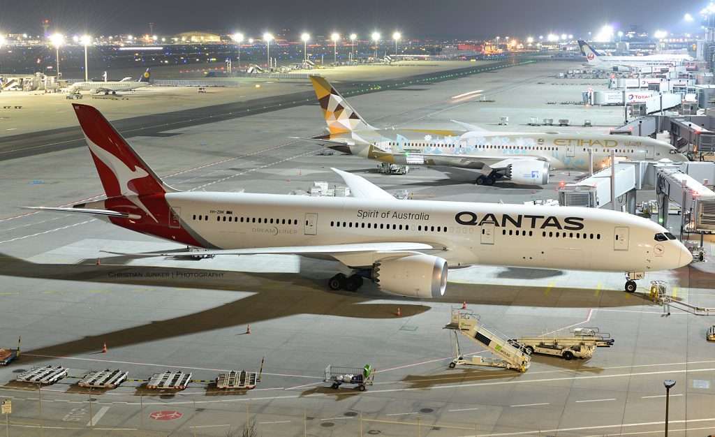 A Qantas Boeing 787 Dreamliner