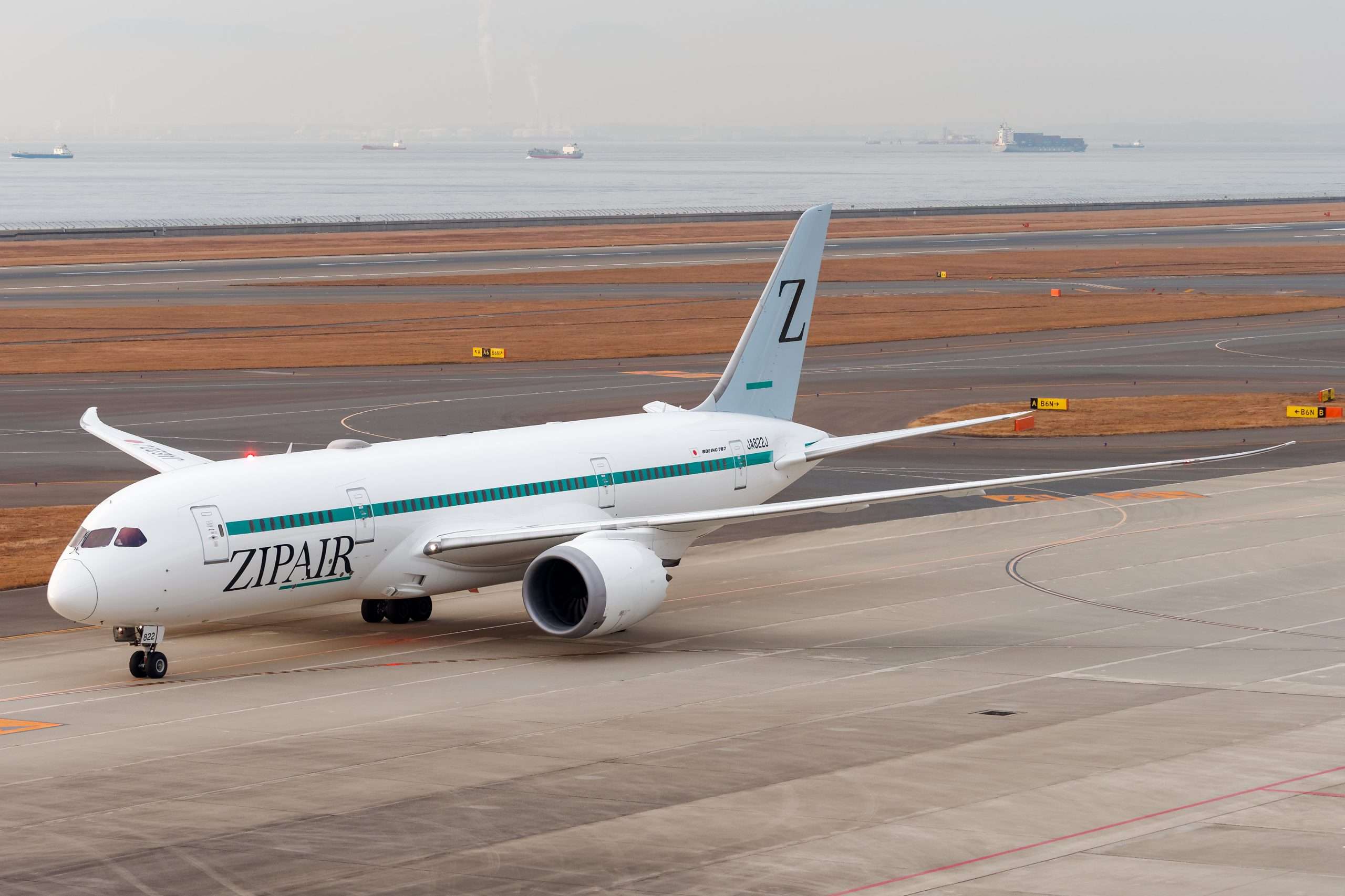 A ZIPAIR Boeing 787 Dreamliner