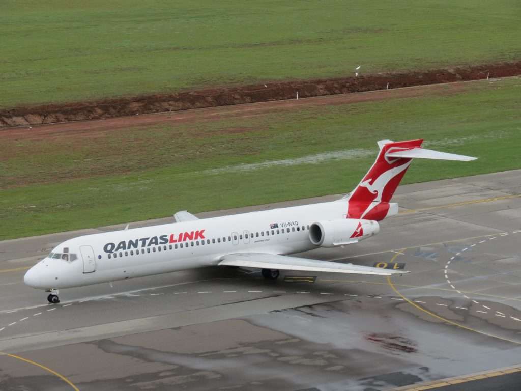 A Qantas Boeing 717