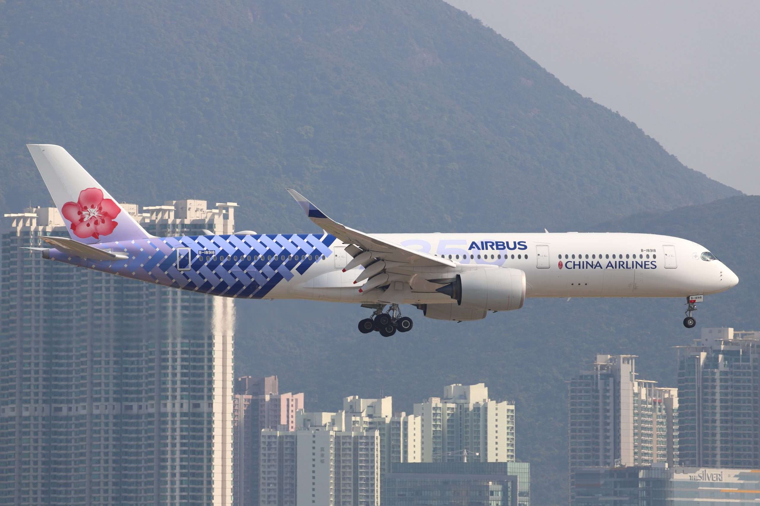A China Airlines Airbus A350-900 arriving into Hong Kong