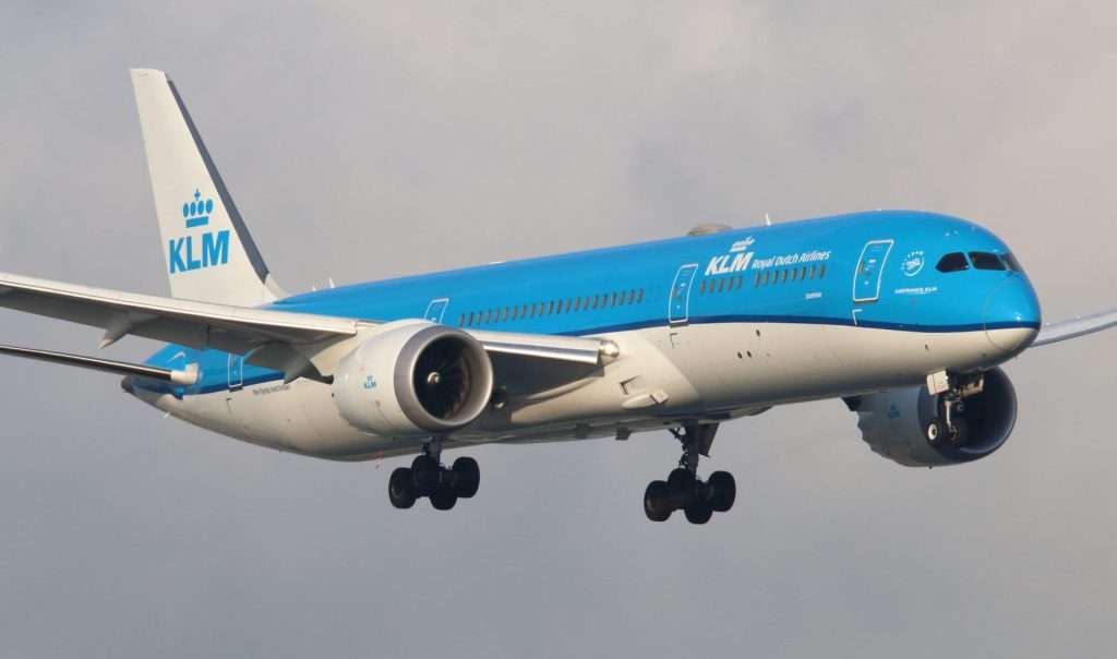 A KLM Boeing 787-9 Dreamliner