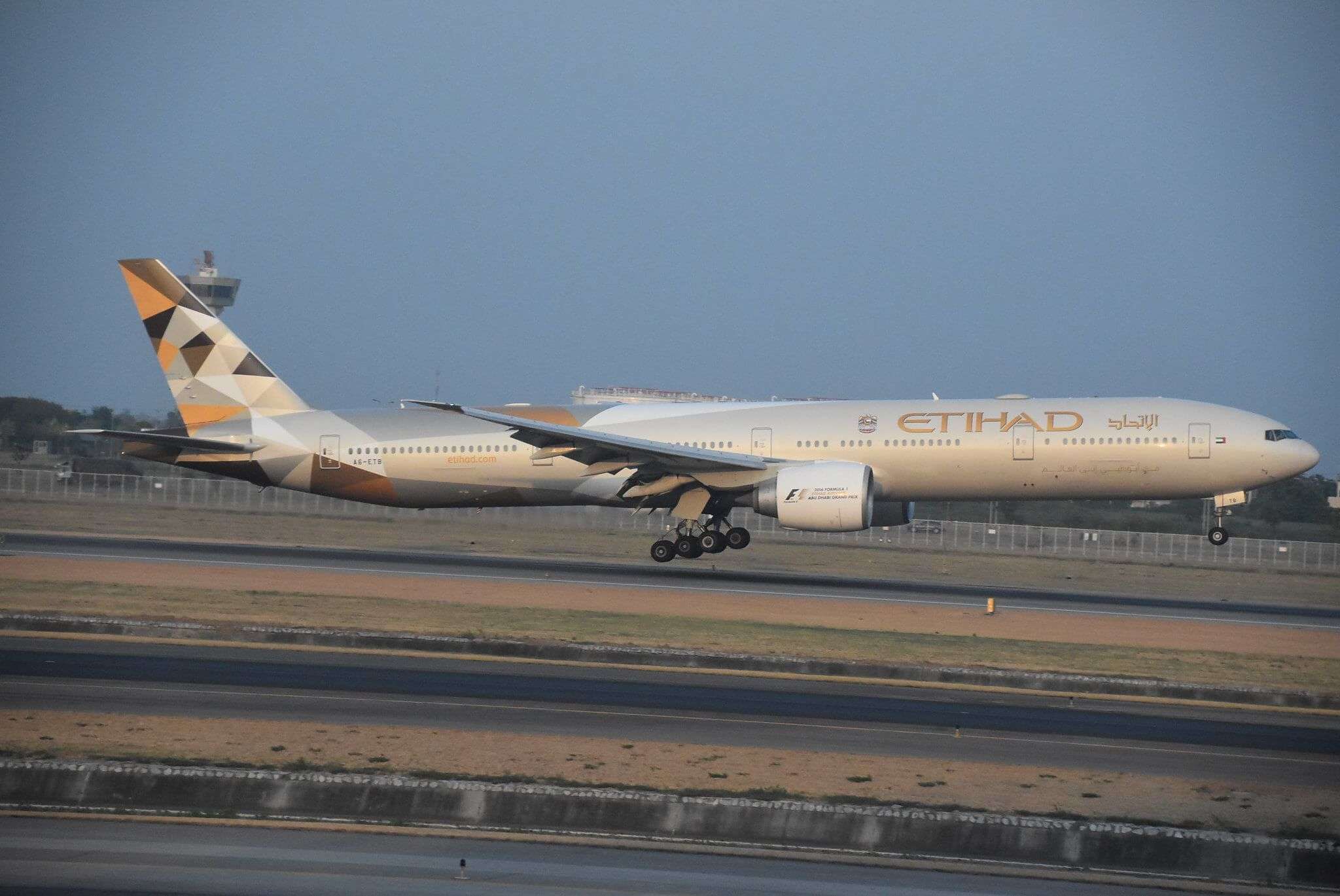 Etihad Airways Boeing 777-300ER