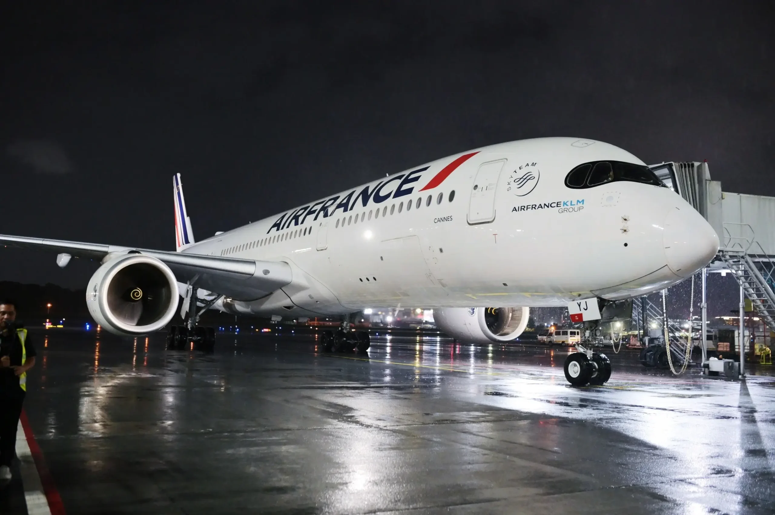 An Air France Airbus A350-900 in Manila, part of the Air France-KLM Group