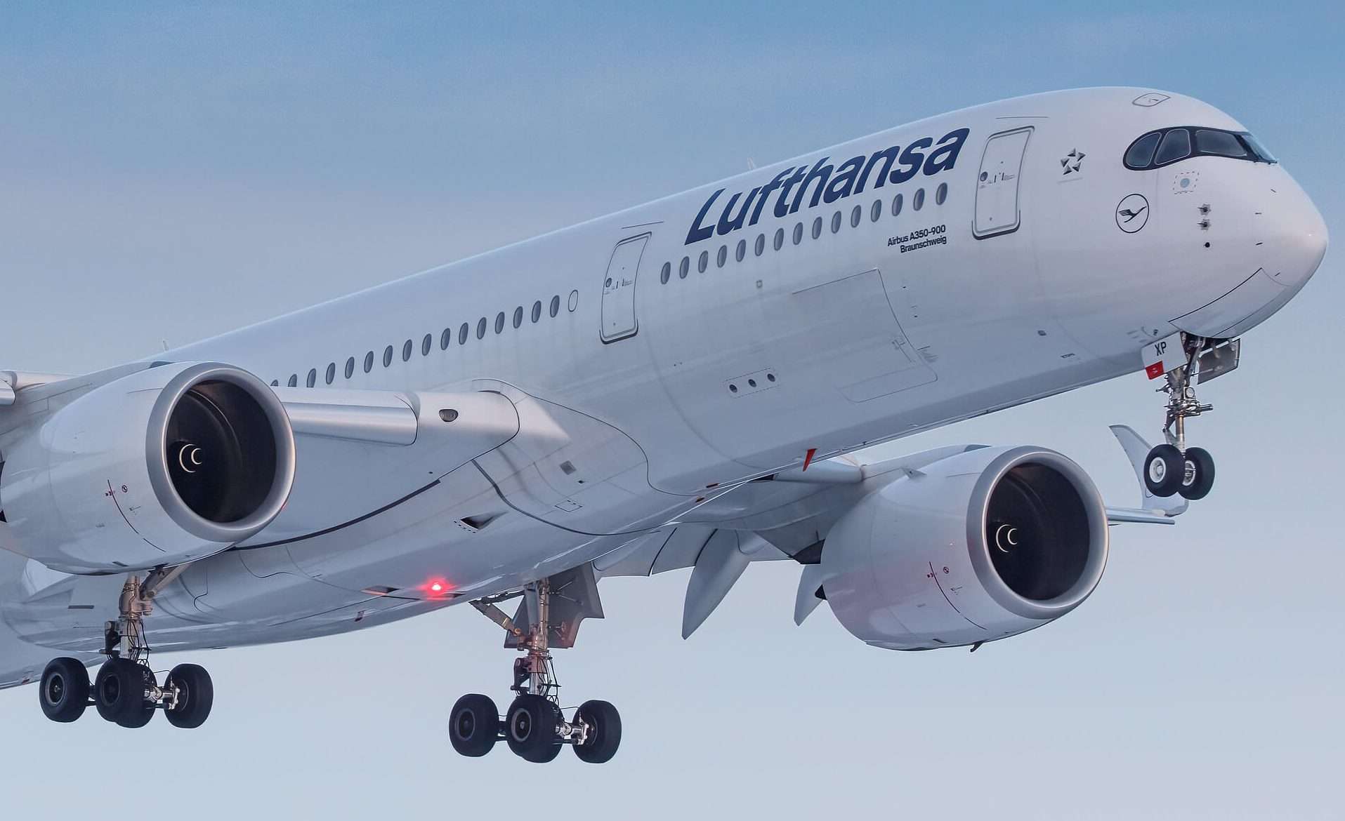 A Lufthansa Airbus A350-900 arrives into Hamburg Airport, Germany