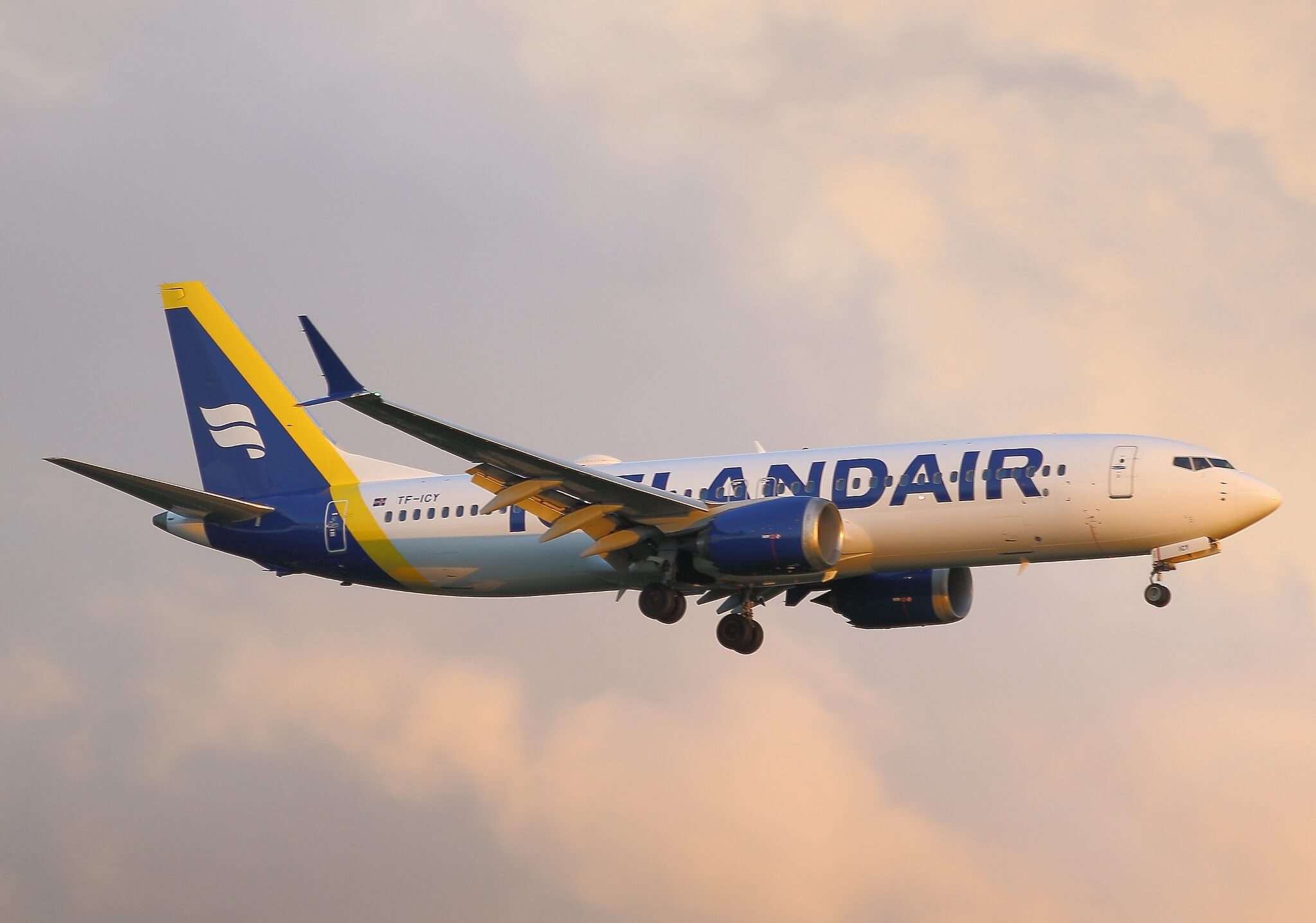 Icelandair Boeing 737 MAX