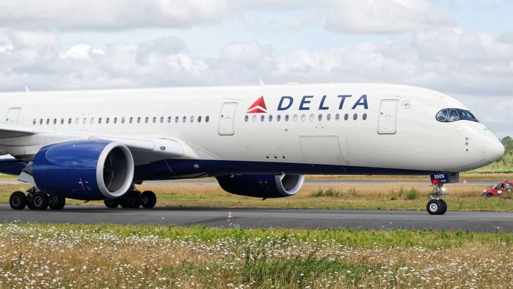 A Delta Airbus A350-900