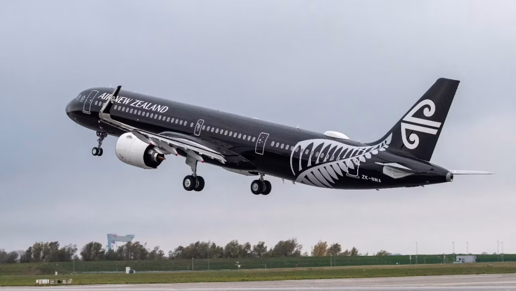 An Air New Zealand Airbus A321neo wearing the 'All Black' livery