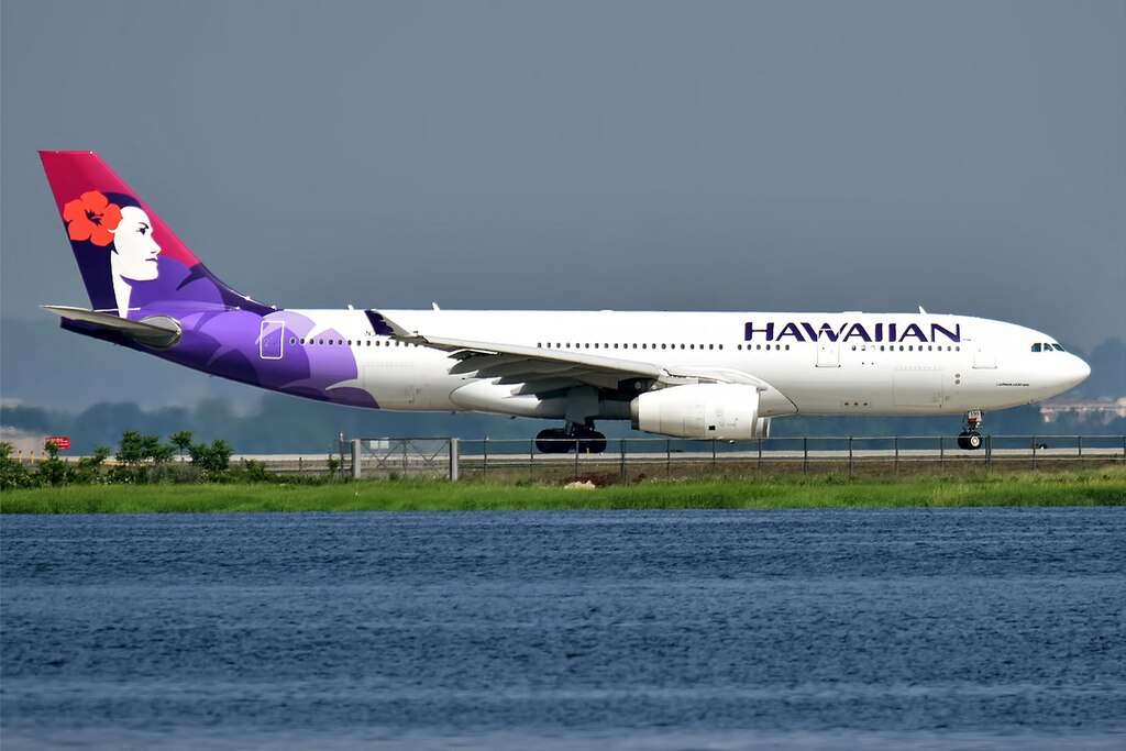 A Hawaiian Airlines Airbus A330-200 that'll fly as part of Alaska Airlines' newlook future.