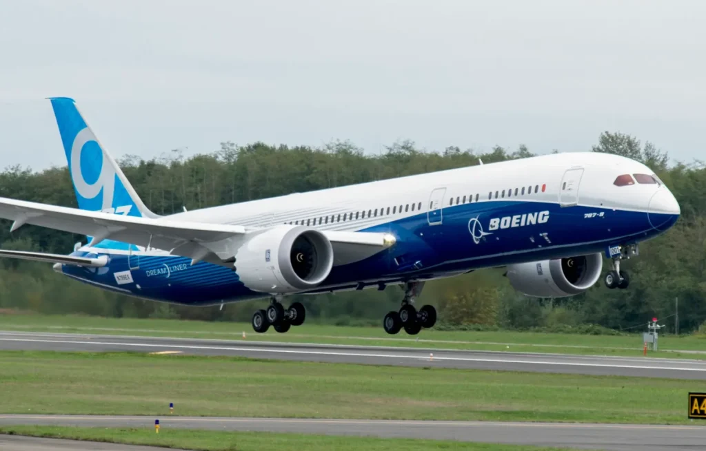 A Boeing 787-9 Dreamliner, to be used by Alaska Airlines thanks to Hawaiian Airlines for international service