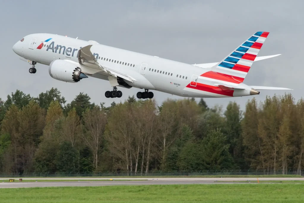 An American Airlines Boeing 787 Dreamliner
