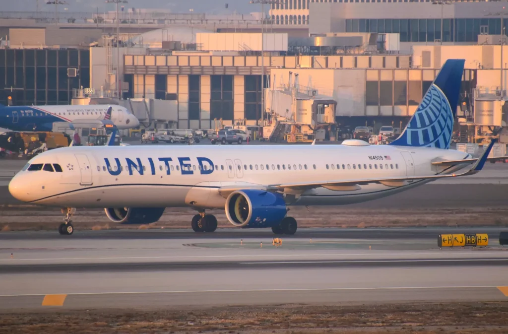 A United Airlines Airbus A321neo in Los Angeles