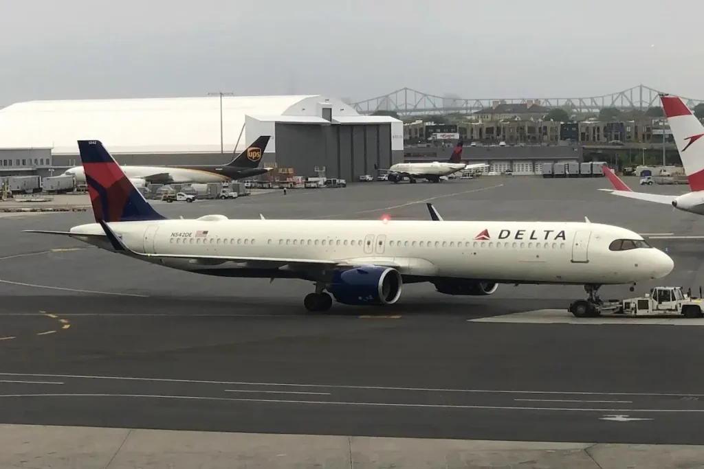 A Delta Airbus A321neo