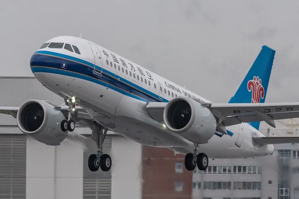 A China Southern Airbus A319neo