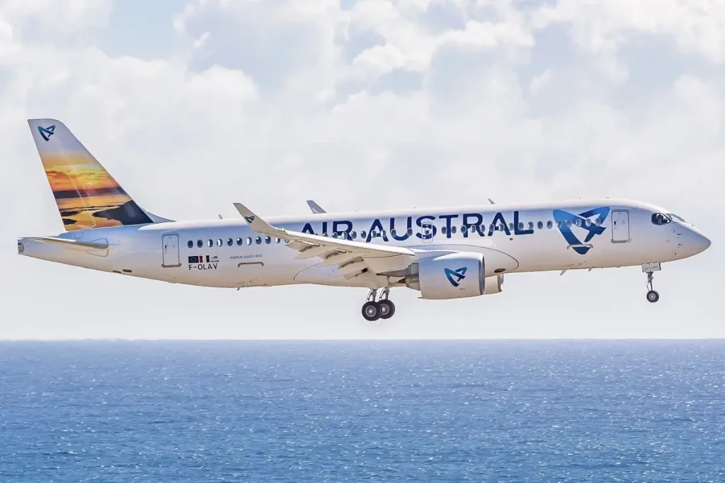 An Air Austral Airbus A220