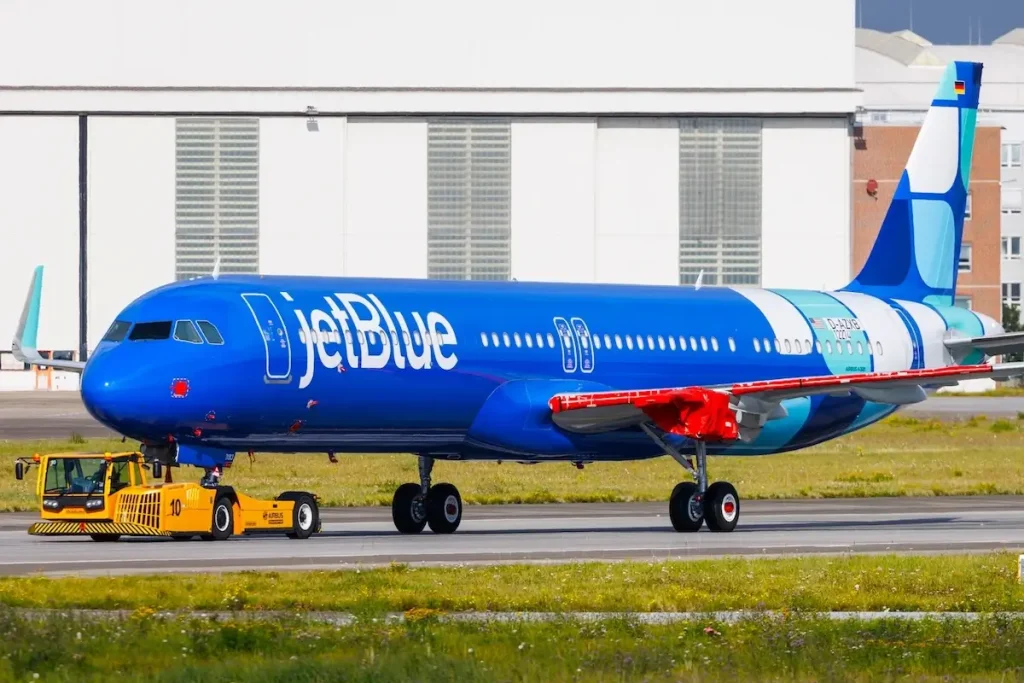 Hamburg, Germany - October 7, 2024 - JetBlue Airways (B6 | JBU) at Hamburg Finkenwerder (EDHI|XFW) with an Airbus A321-271NX A21N (D-AZXB | 12274).