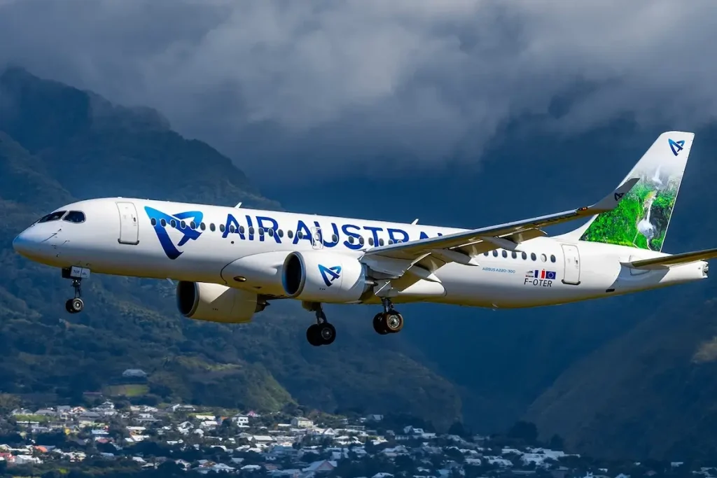 An Air Austral Airbus A220-300
