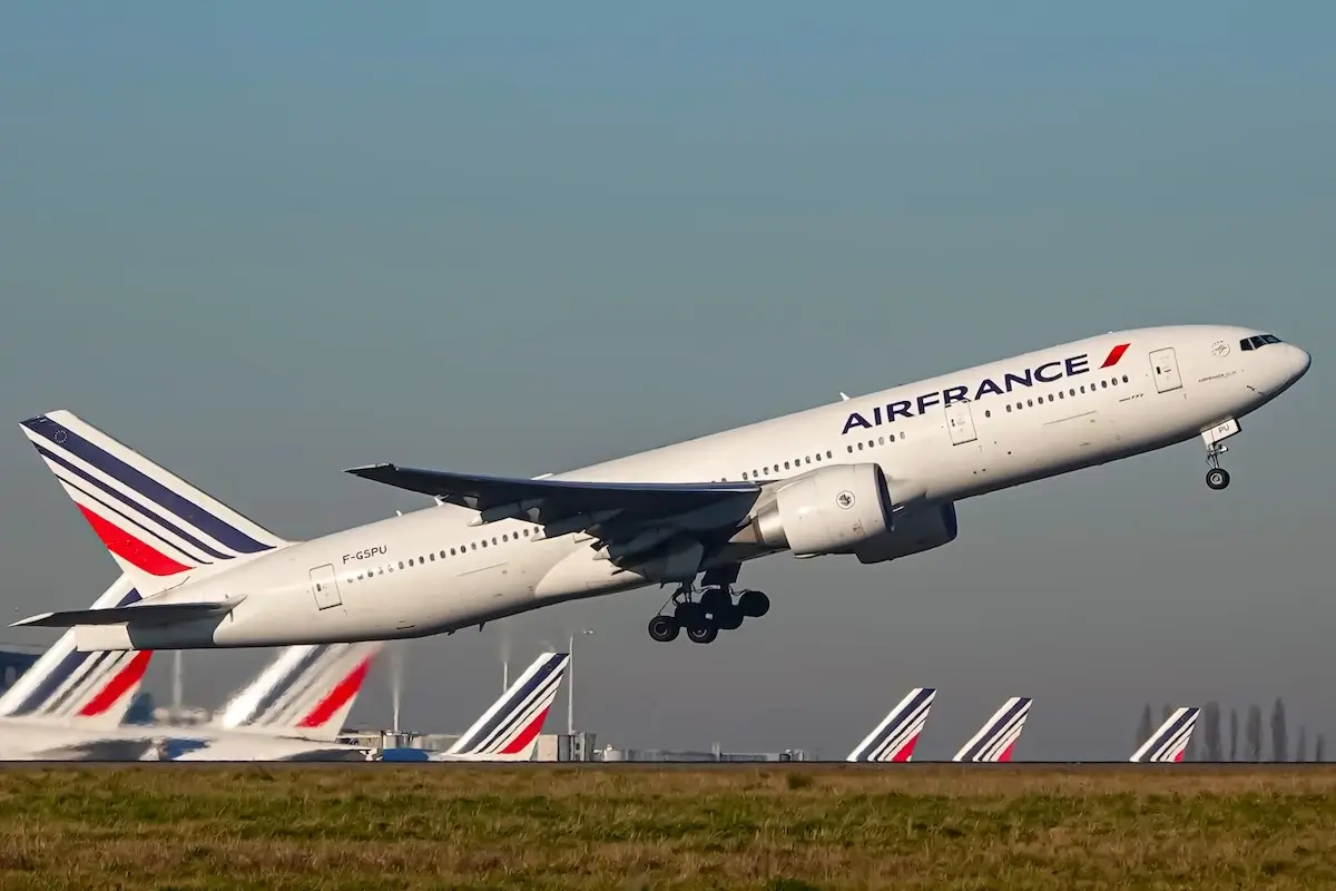 Paris, France Circa December 2019 : This A Boeing 777-228(ER) type code B772 is Operated by Air France. The registration number is F-GSPU. Takeoff from Paris (Charles de Gaulle Airport).