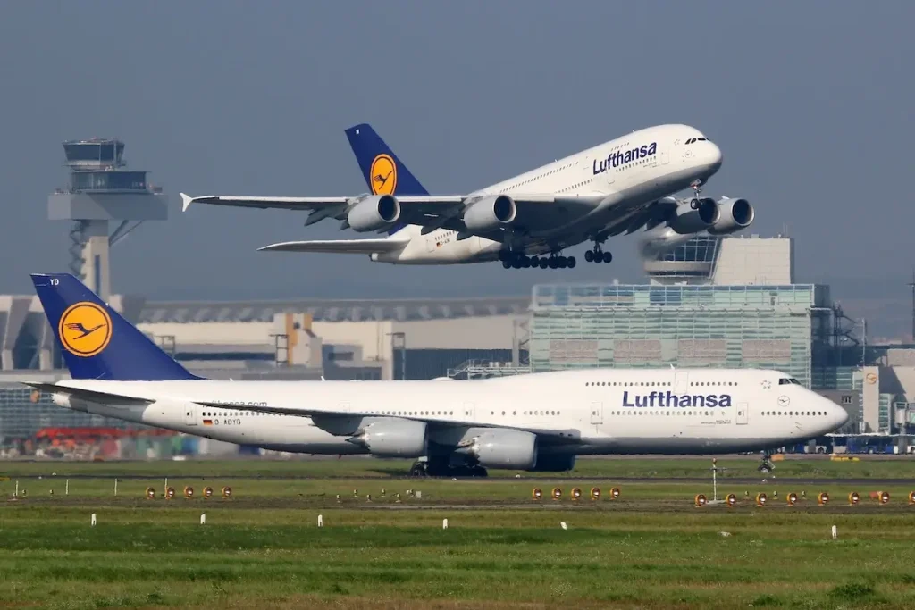 FRANKFURT - SEPTEMBER 17: Lufthansa aircraft taking off on September 17, 2014 in Frankfurt.
