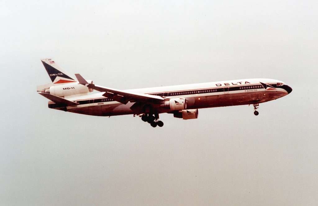 N805DE McDonnell Douglas MD-11 aircraft that operated under Delta Air Lines Gatwick London UK 04-06-1996