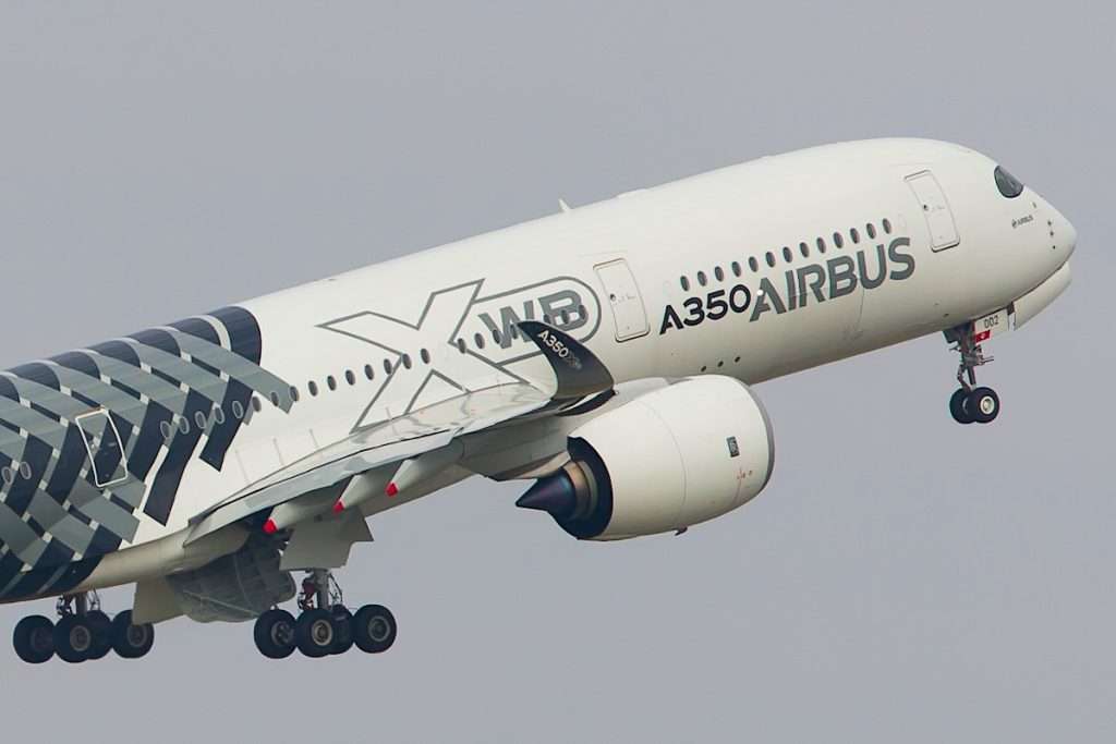 Airbus A350-941 cn 002 F-WWCF