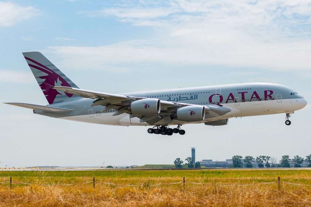 Airbus A380-861-235 landing on the Paris Roissy Charles de Gaulle tracks at the end of the Qatar Airways QR39 flight from Doha