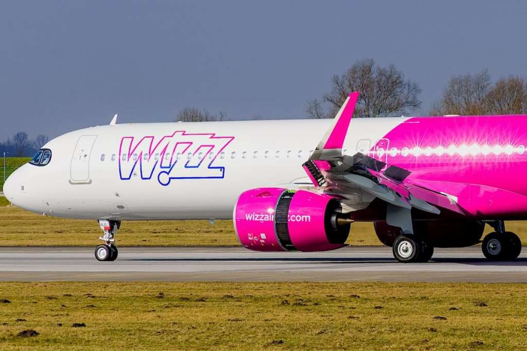 A Wizz Air Airbus A321XLR at Hamburg