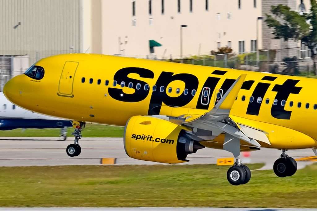 A Spirit Airlines Airbus A320neo moments from touchdown