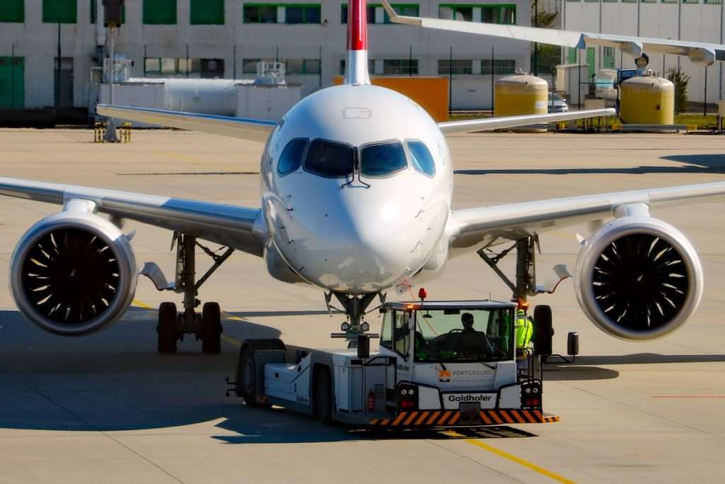 An Airbus A220-300 operating with SWISS