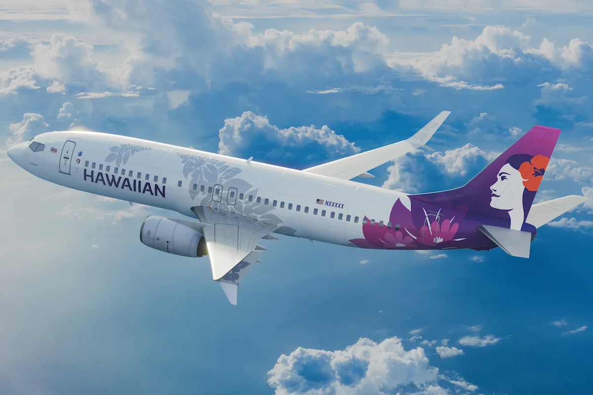 Hawaiian Airlines Boeing 737 over clouds