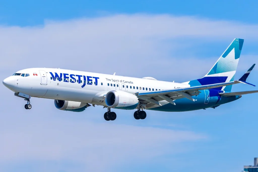 C-FEWJ WestJet Boeing 737-8 MAX landing at San Diego SAN (KSAN)