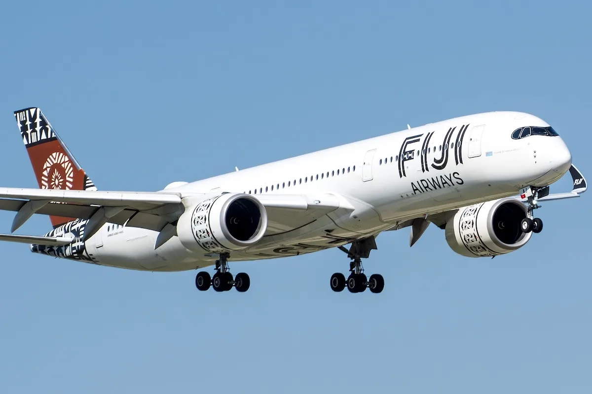Fiji Airways Airbus A350-900 approaching Dallas Fort Worth International Airport