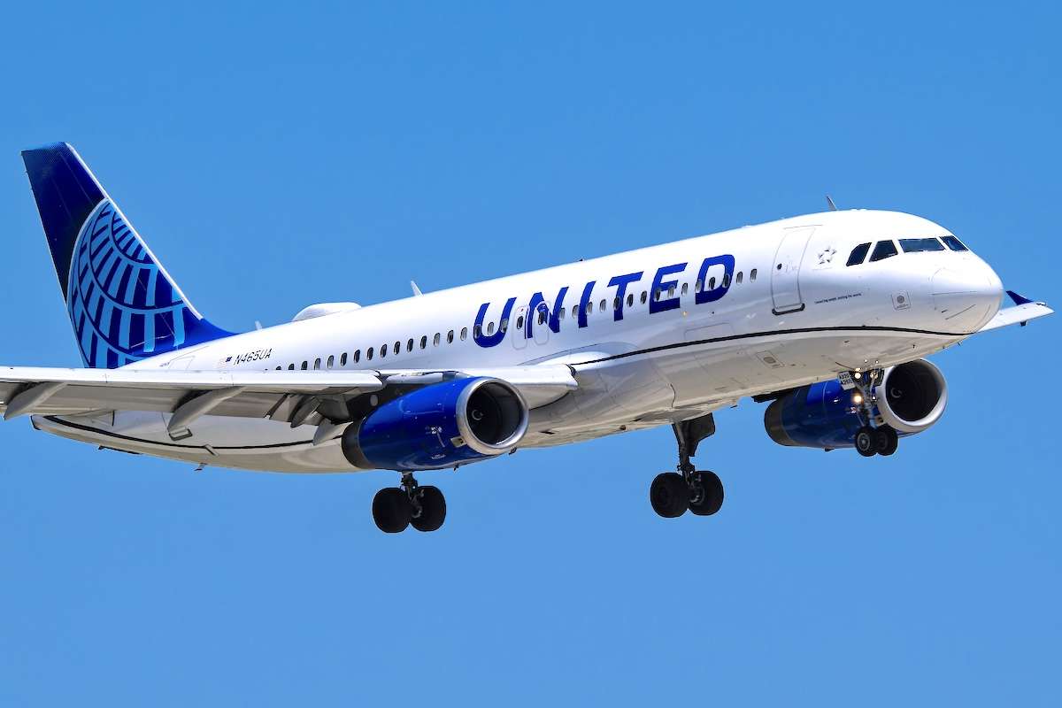 united airlines a320