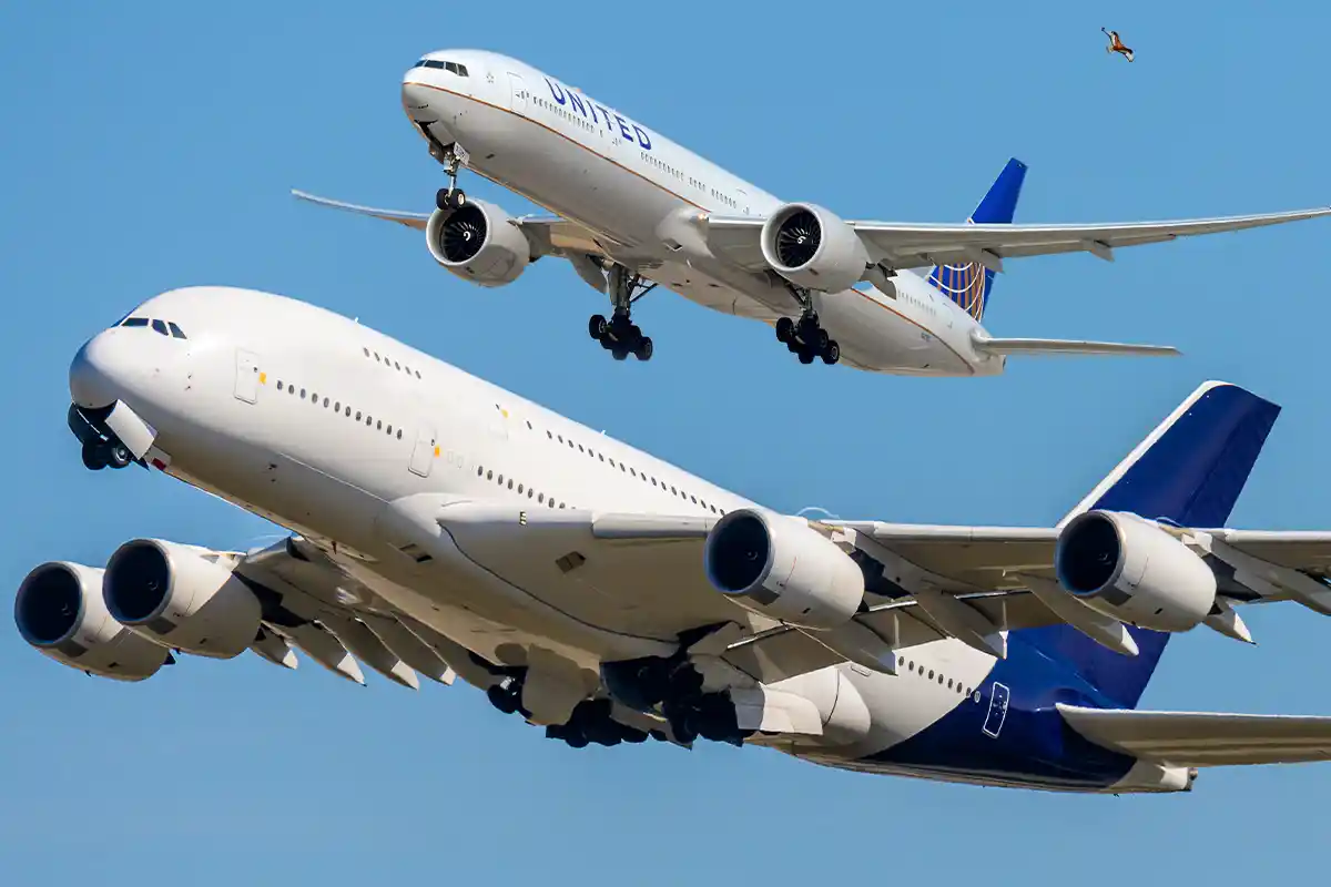 The Airbus A380-800 and Boeing 777-300ER departing