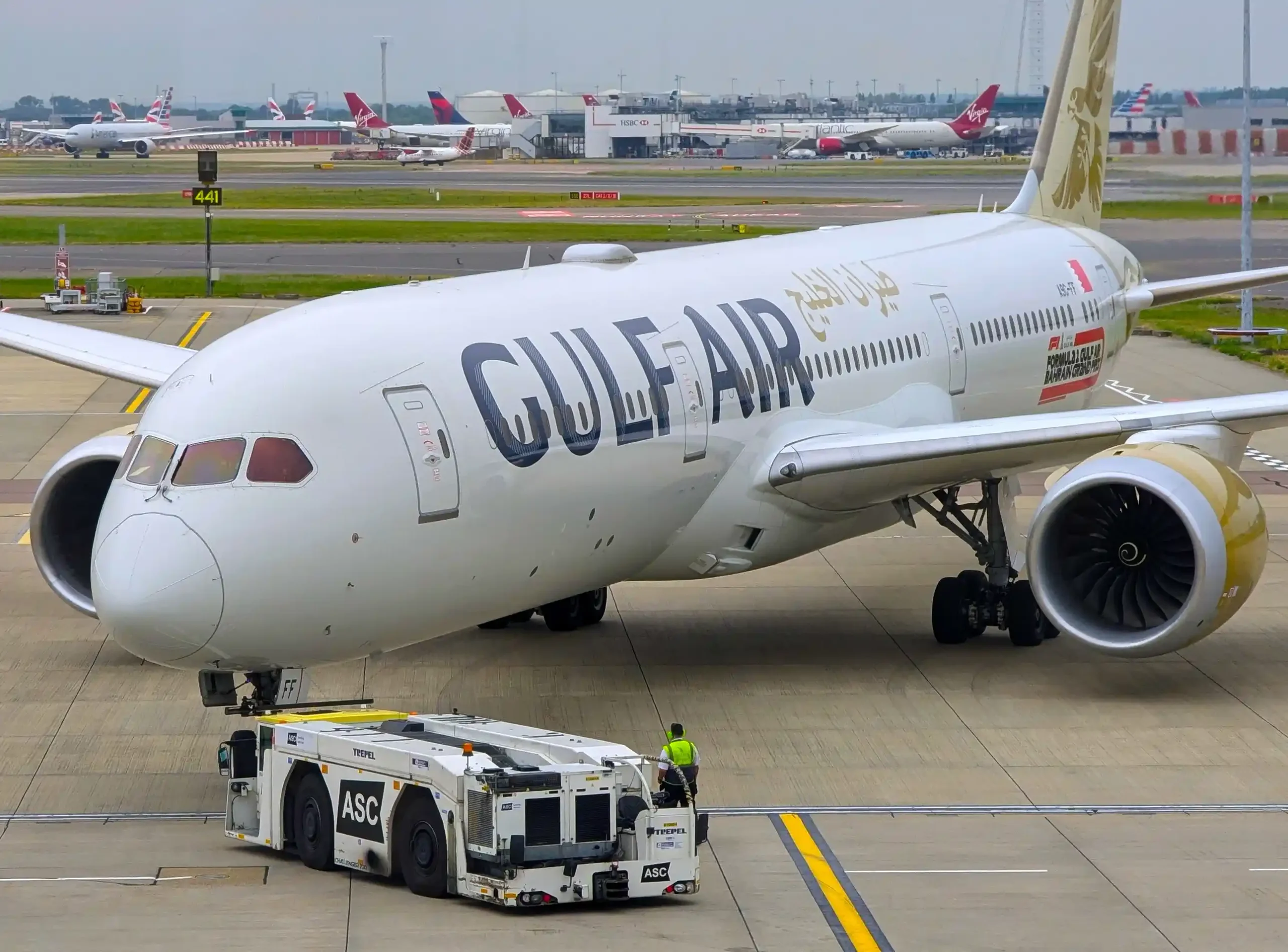 A Gulf Air Boeing 787 Dreamliner